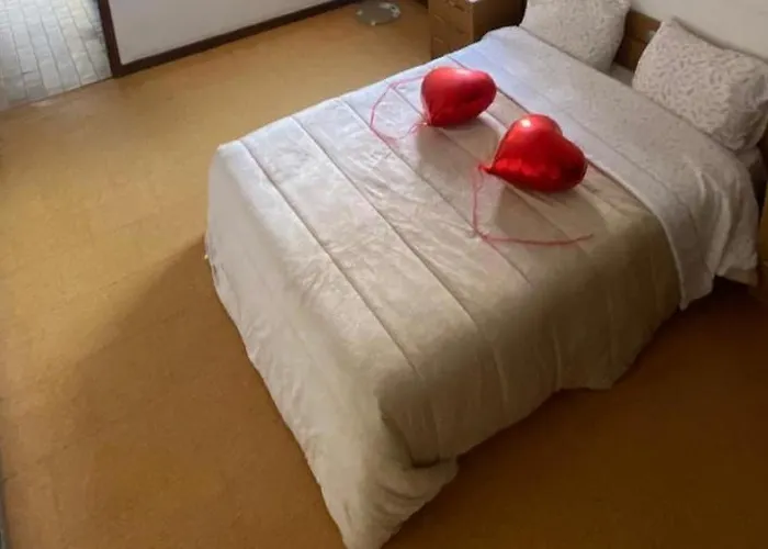 La Vie Rose Double Avec Salle De Bain Commune * Apúlia